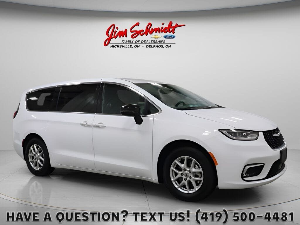 2025 CHRYSLER Pacifica