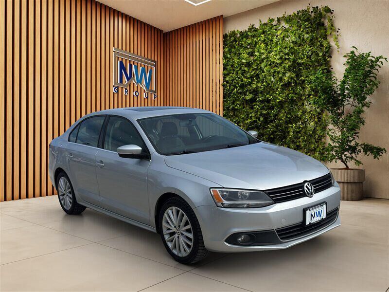 2014 VOLKSWAGEN Jetta