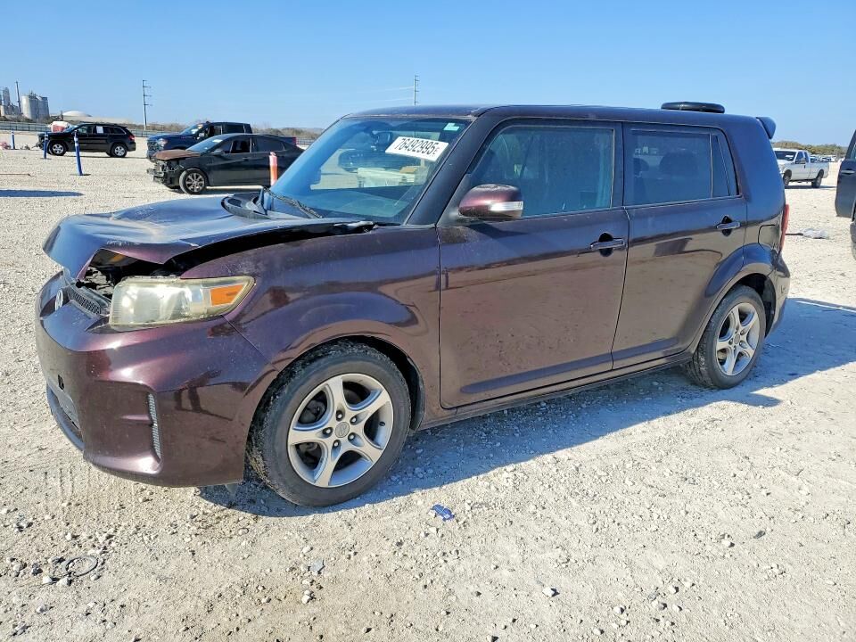 2011 TOYOTA SCION