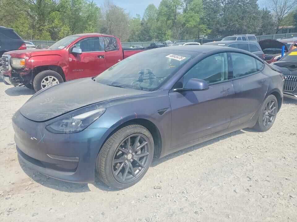 2021 TESLA Model 3