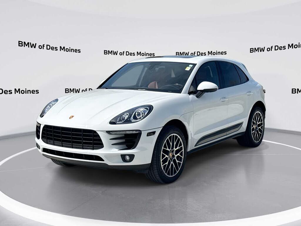 2015 PORSCHE Macan