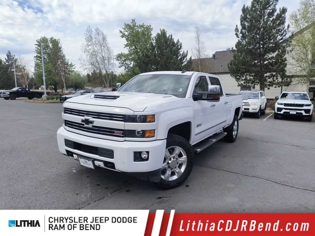2018 CHEVROLET Silverado