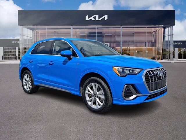 2022 AUDI Q3