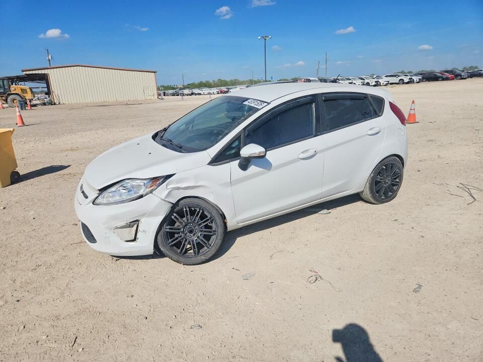 2013 FORD Fiesta