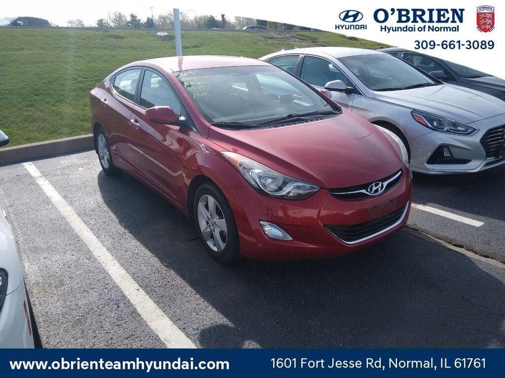 2013 HYUNDAI Elantra