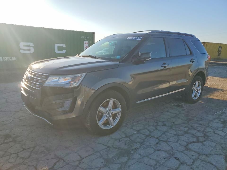 2016 FORD Explorer