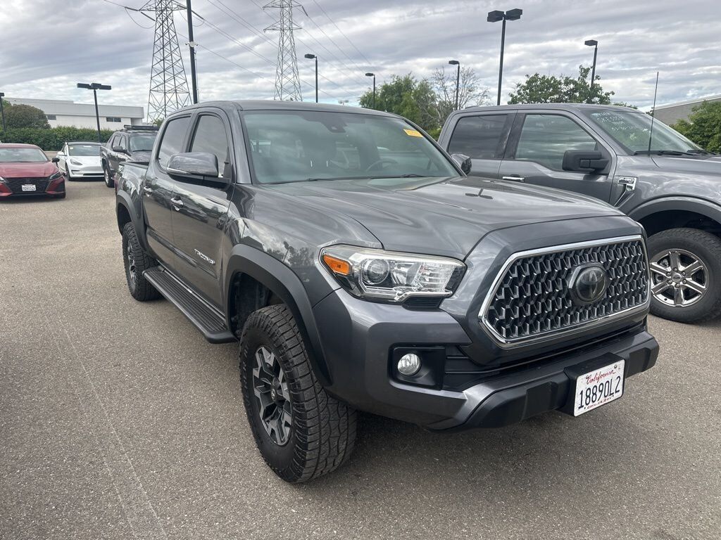 2018 TOYOTA Tacoma