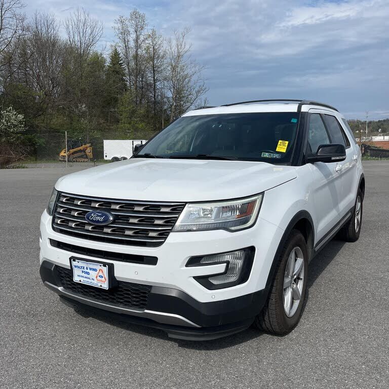2016 FORD Explorer
