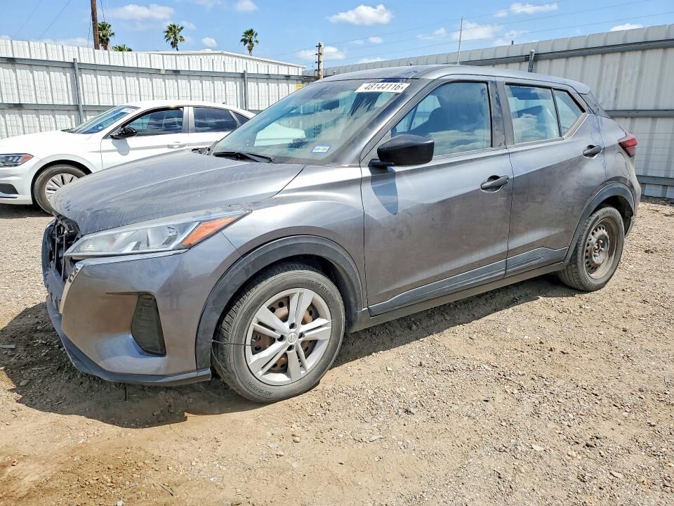 2021 NISSAN Kicks