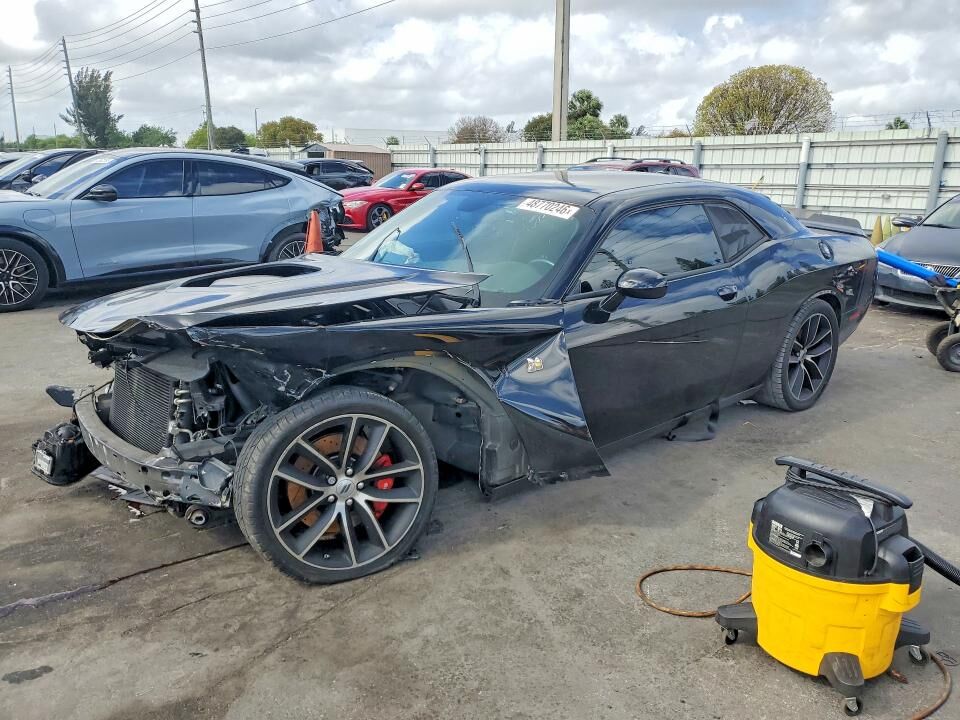 2018 DODGE Challenger