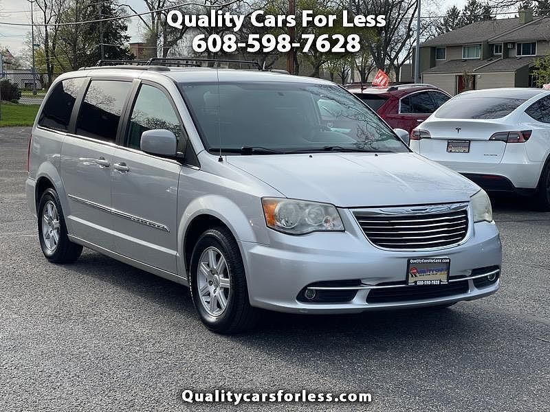 2011 CHRYSLER Town and Country