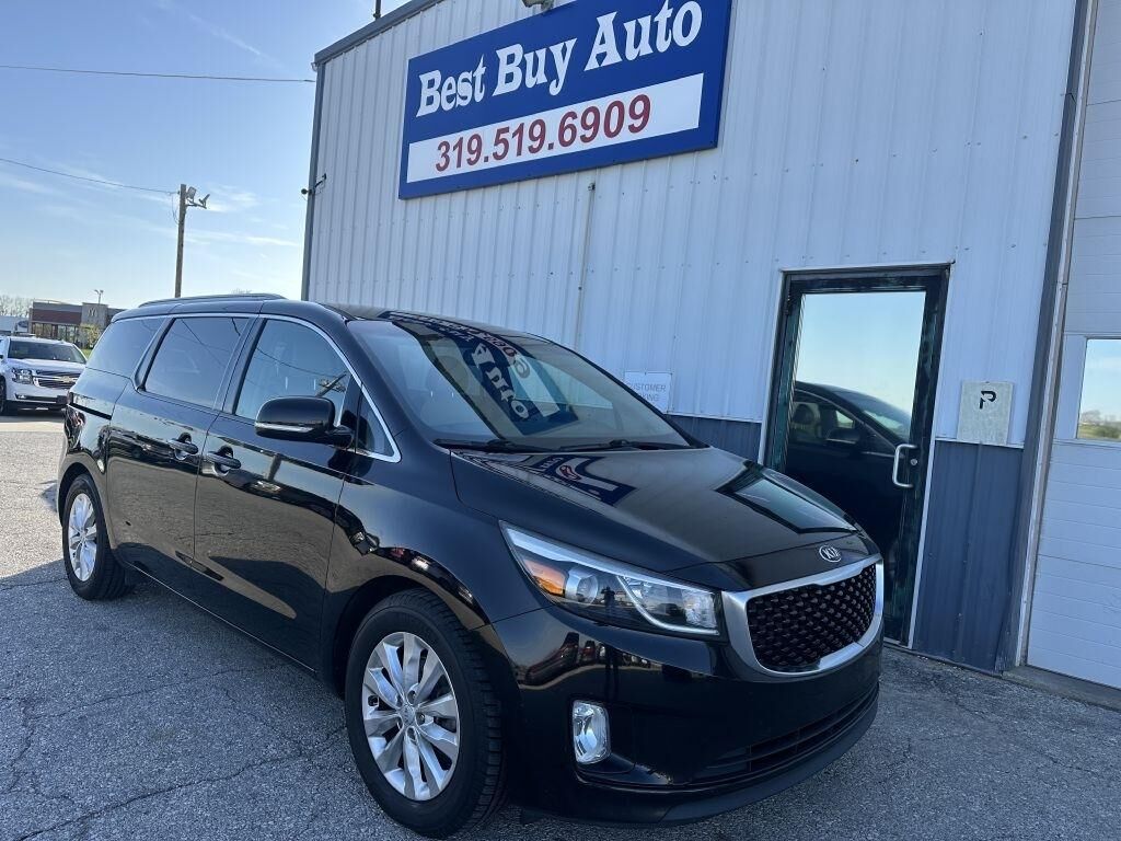 2016 KIA Sedona