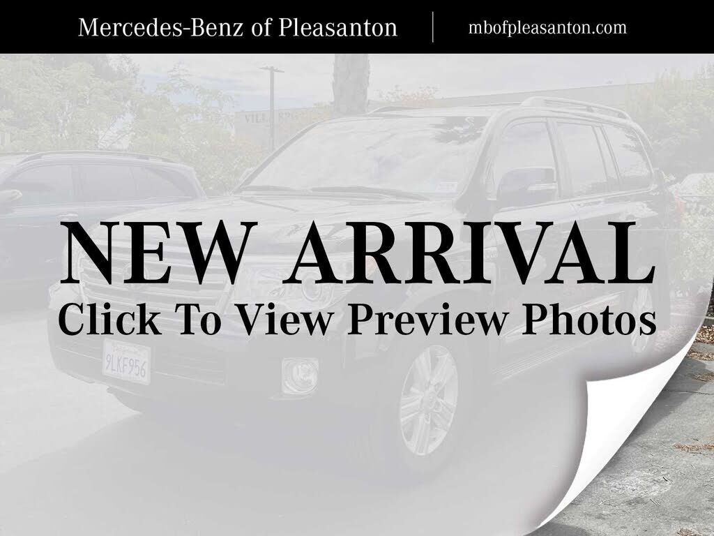 2013 TOYOTA Land Cruiser