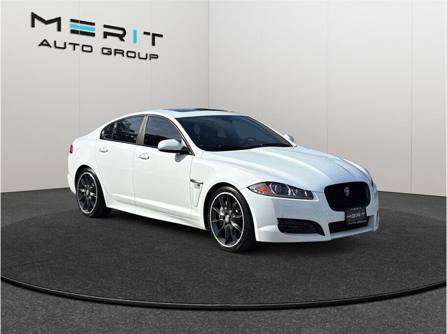 2015 JAGUAR XF