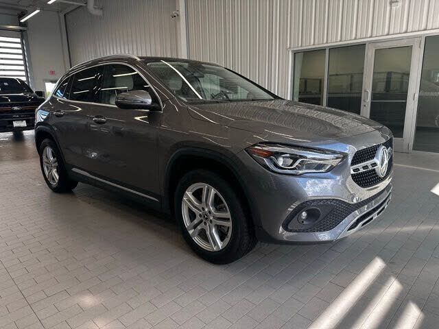 2023 MERCEDES-BENZ GLA-Class