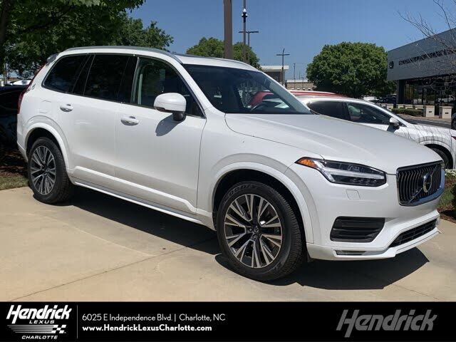 2022 VOLVO XC90