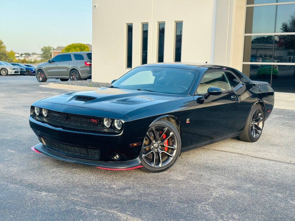 2021 DODGE Challenger