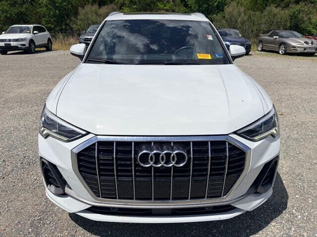 2022 Audi Q3