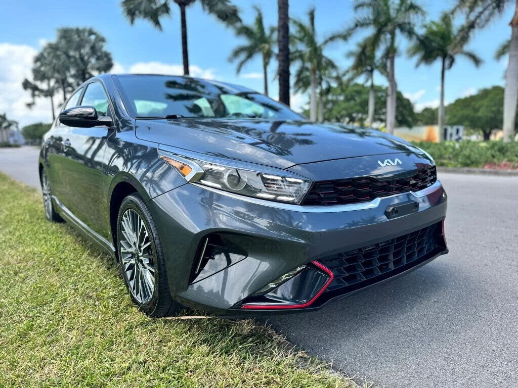 2023 KIA Forte