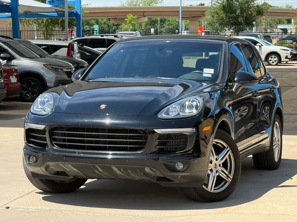 2018 PORSCHE Cayenne