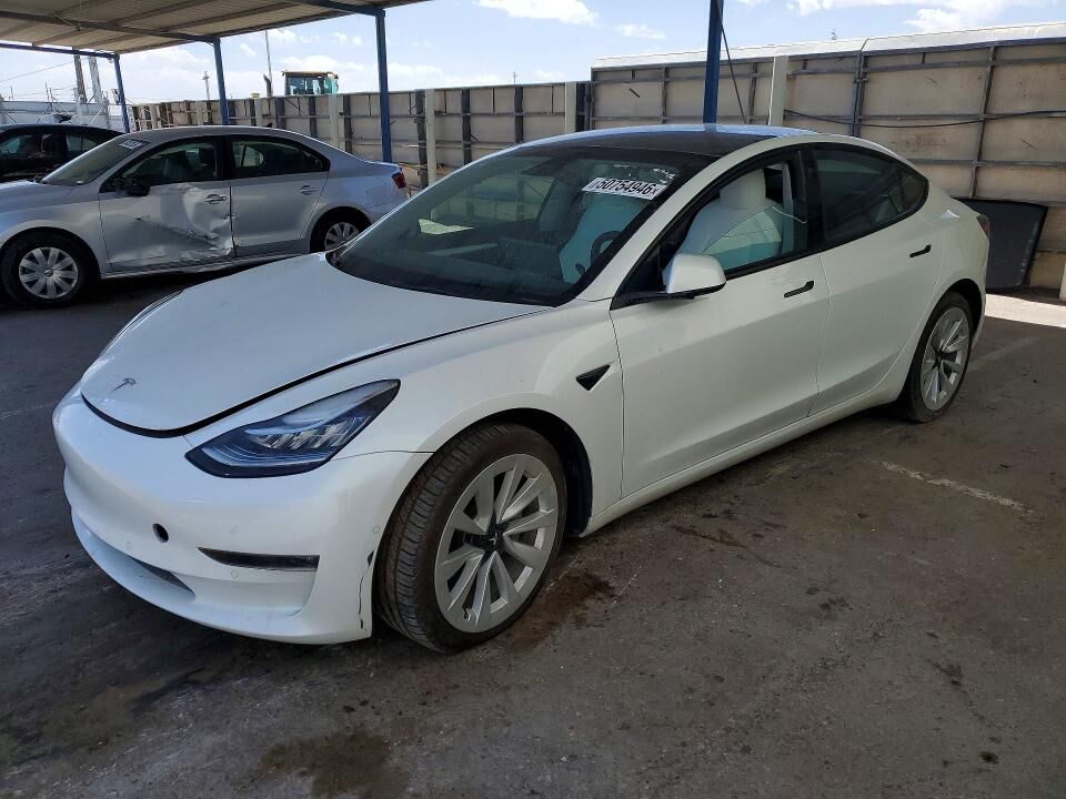 2022 TESLA Model 3