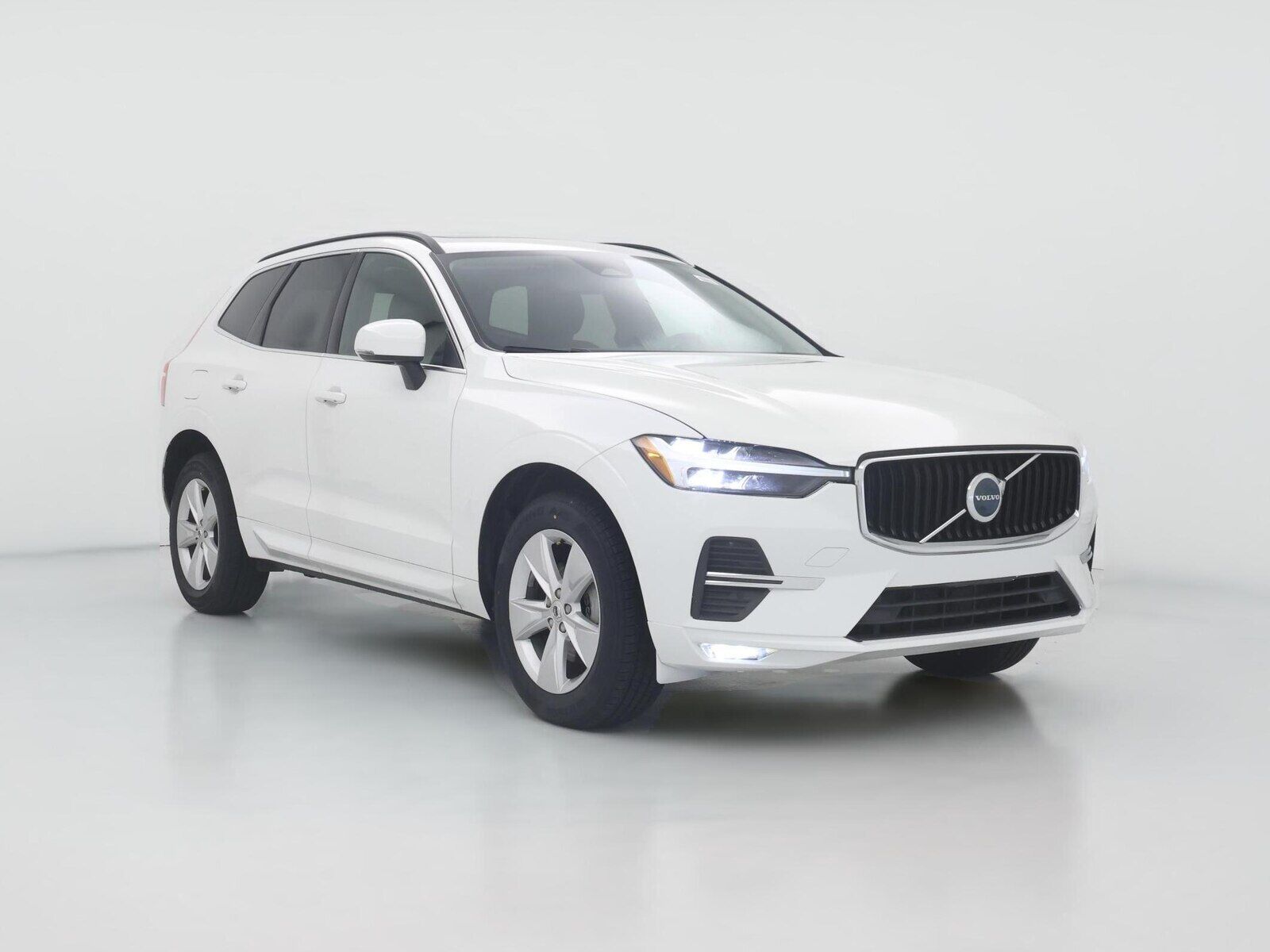 2022 VOLVO XC60