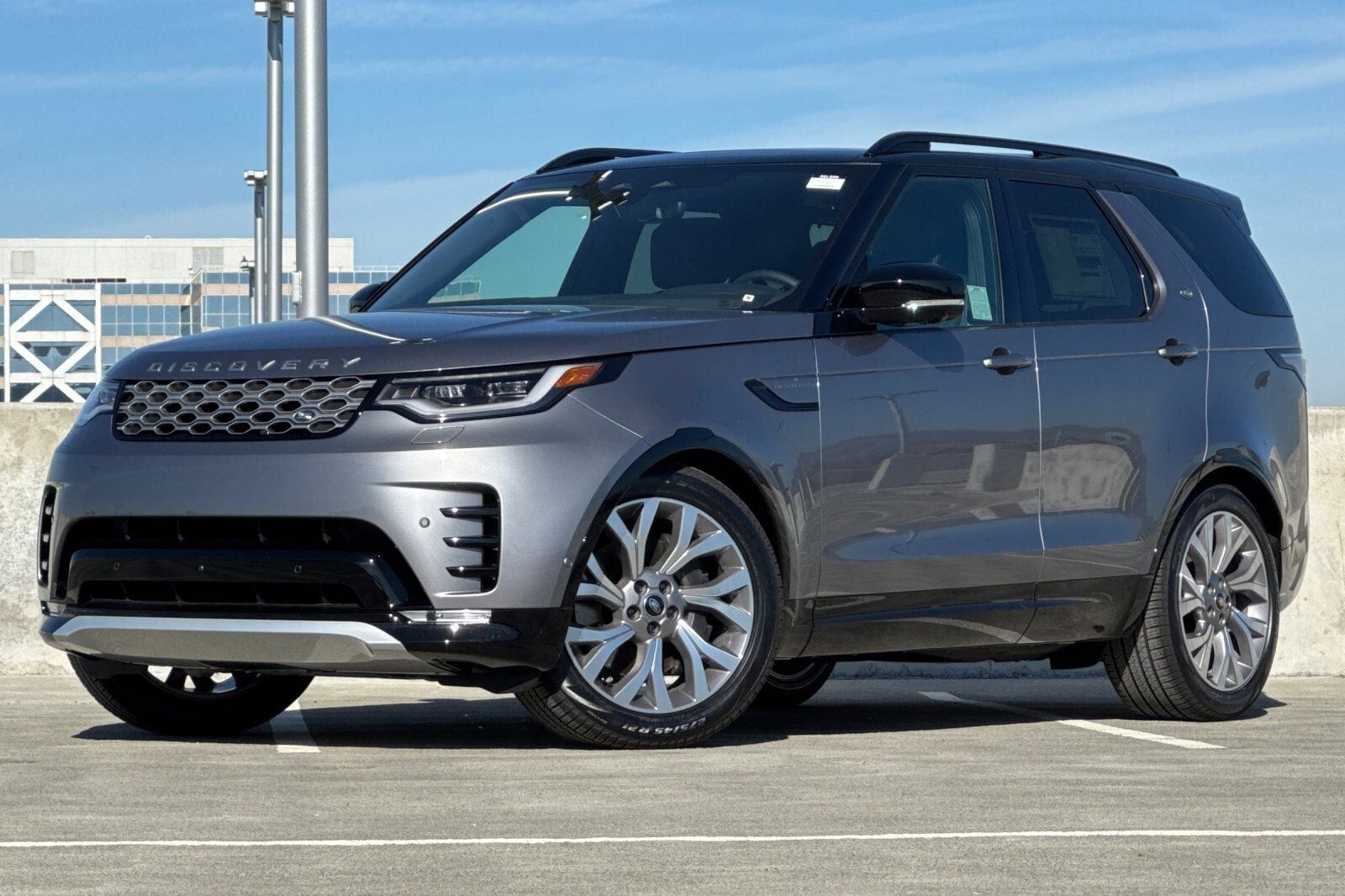 2026 LAND ROVER Discovery