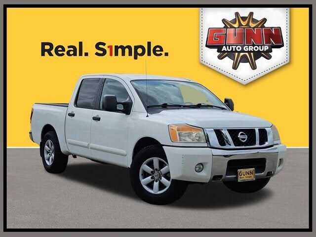 2011 NISSAN Titan