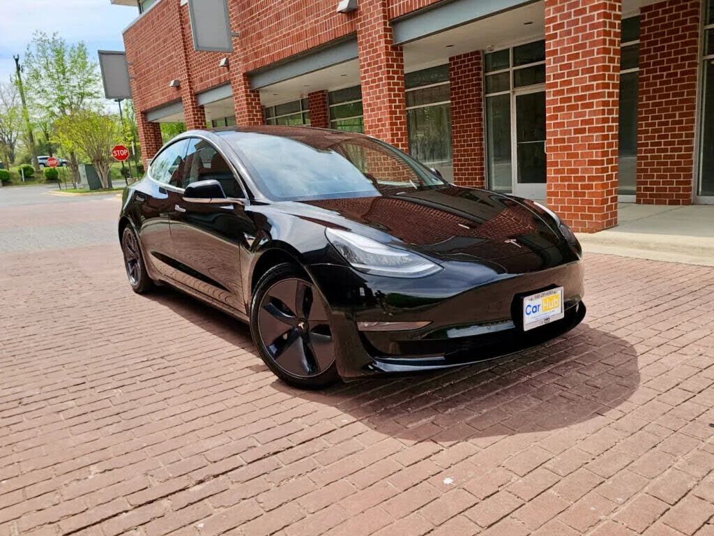 2020 TESLA Model 3