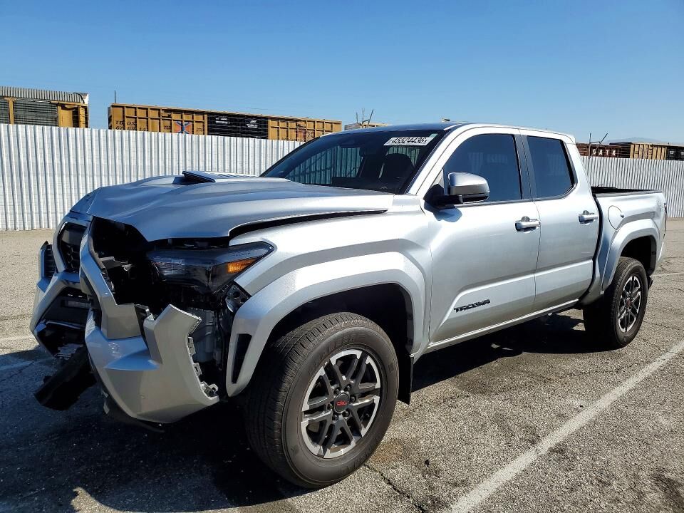 2024 TOYOTA Tacoma
