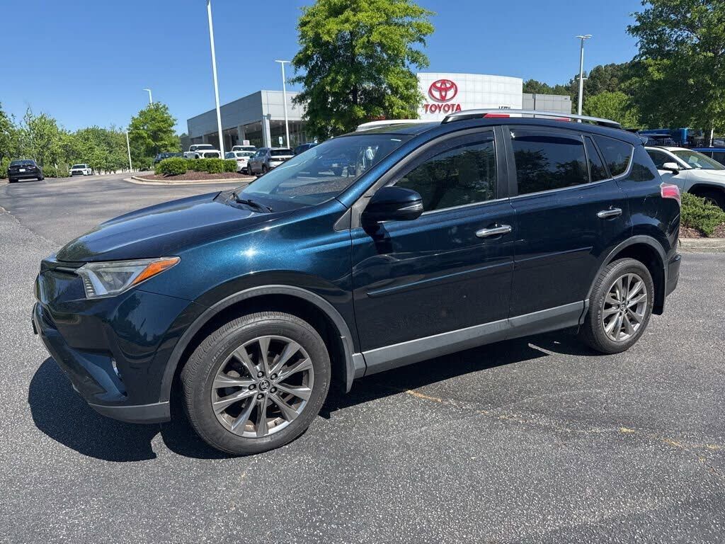 2017 TOYOTA RAV4