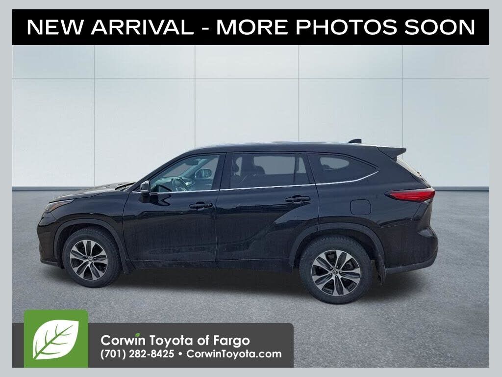 2021 TOYOTA Highlander