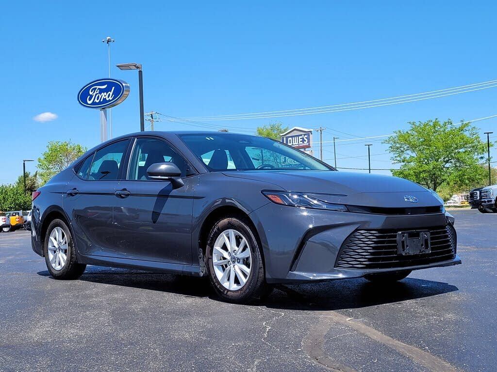 2025 TOYOTA Camry