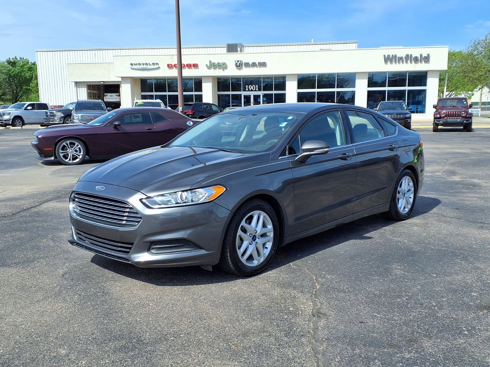 2016 FORD Fusion