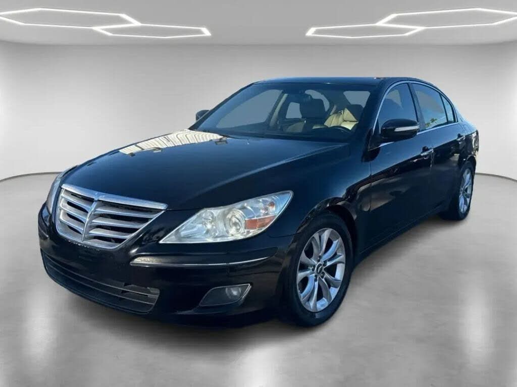 2011 HYUNDAI Genesis