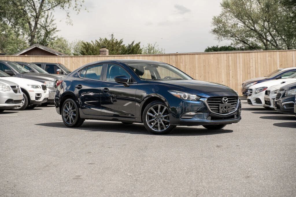2018 MAZDA Mazda3