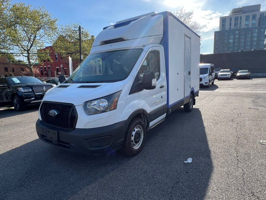 2023 FORD Transit