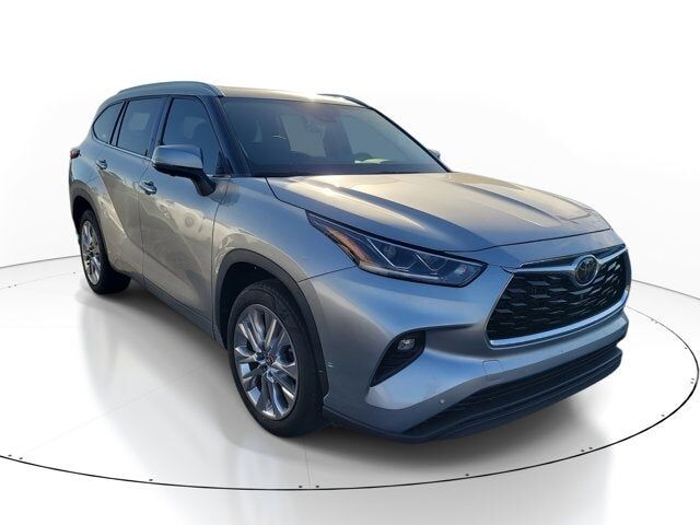 2023 TOYOTA Highlander