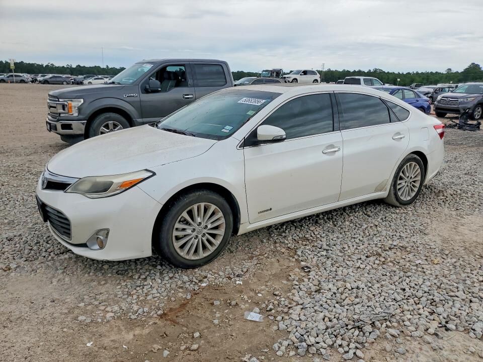 2014 TOYOTA Avalon