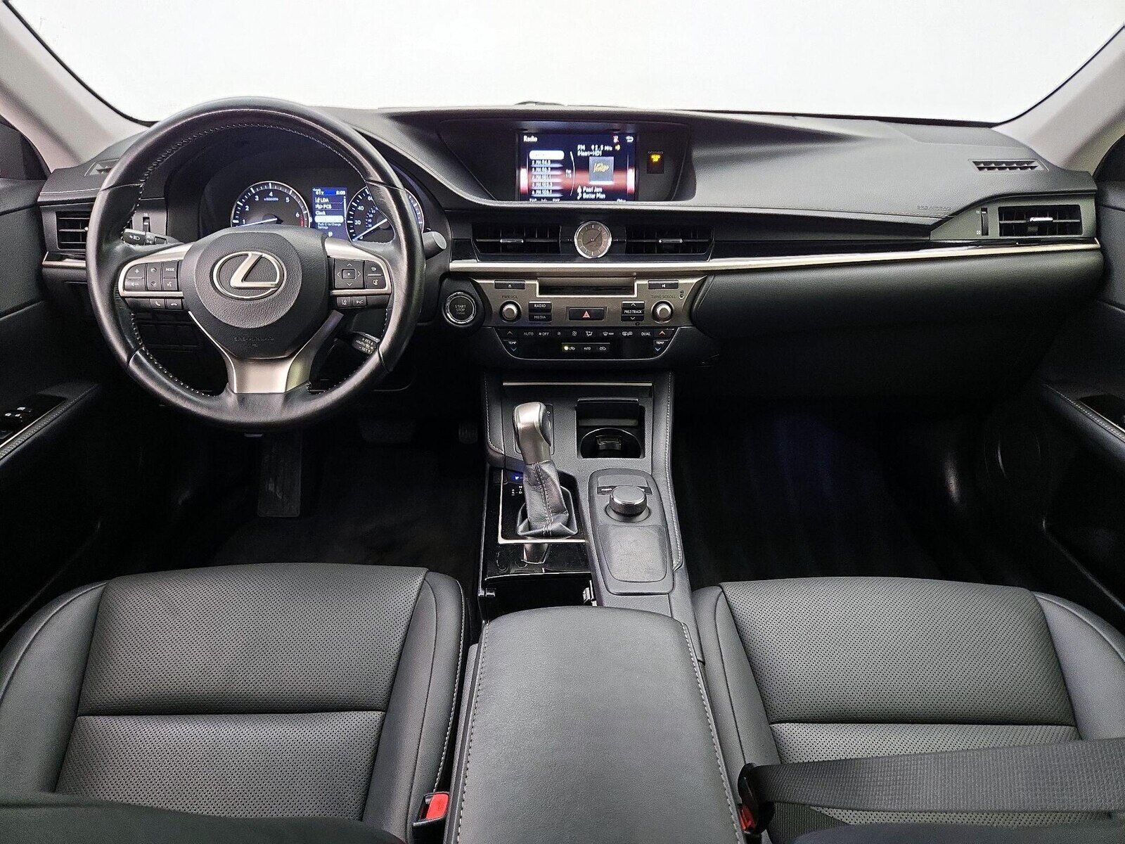 2017 LEXUS ES