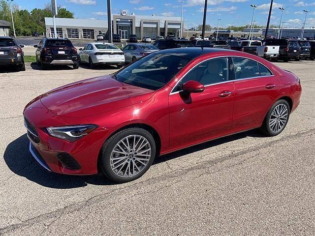 2026 MERCEDES-BENZ GLB-Class