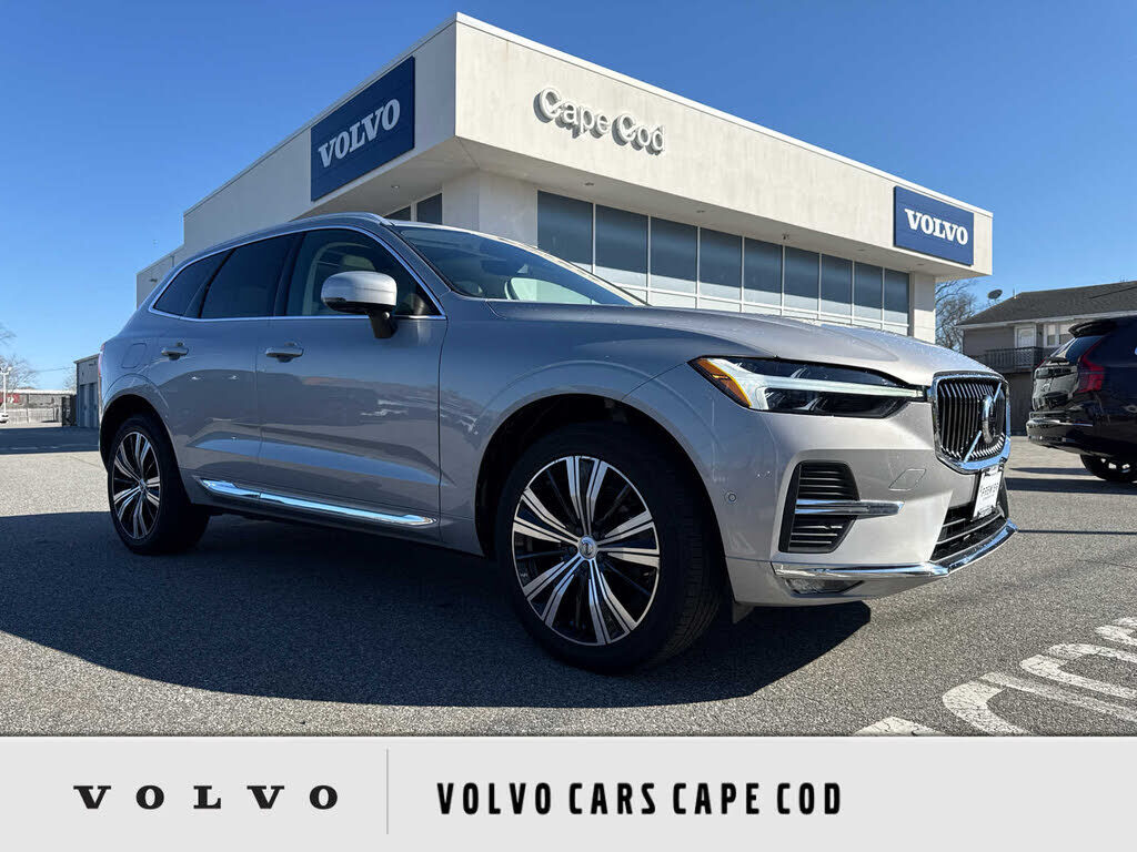 2023 VOLVO XC60
