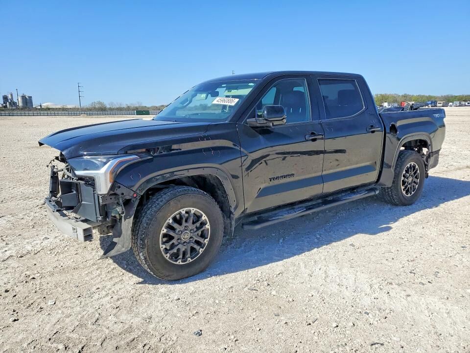 2023 TOYOTA Tundra