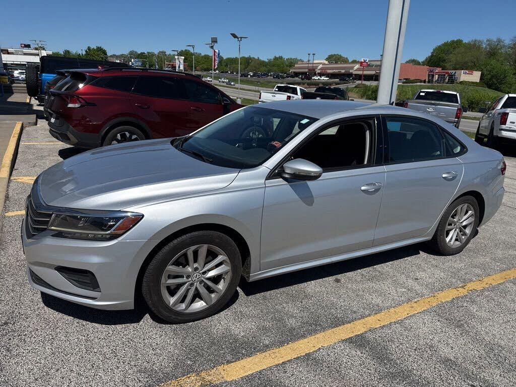 2021 VOLKSWAGEN Passat