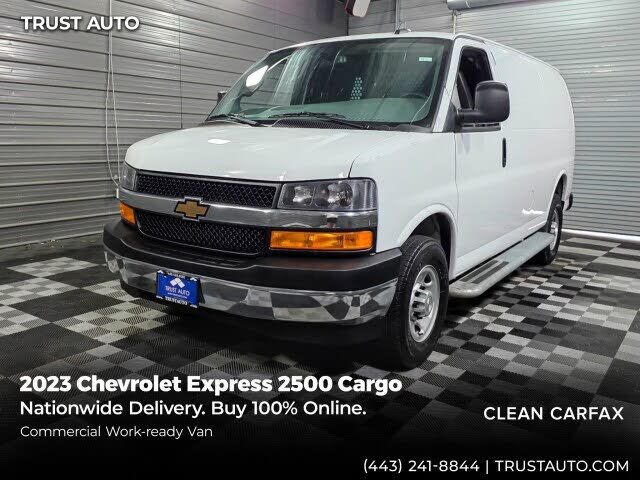 2023 CHEVROLET Express