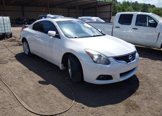2012 NISSAN Altima
