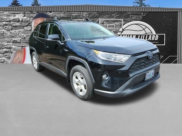 2019 TOYOTA RAV4
