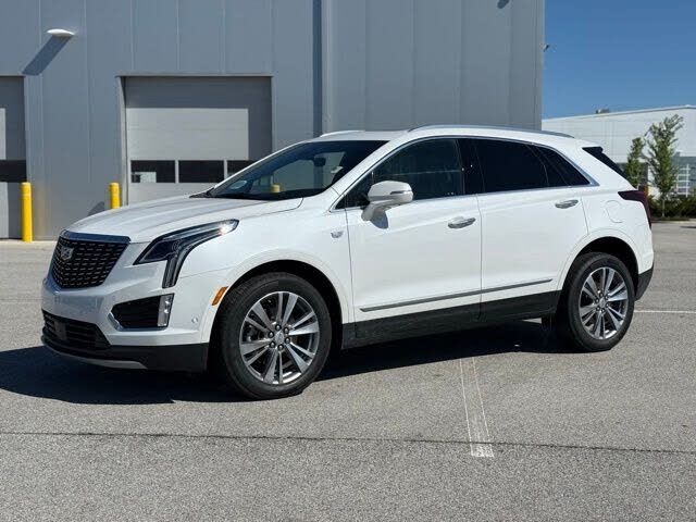 2025 CADILLAC XT5