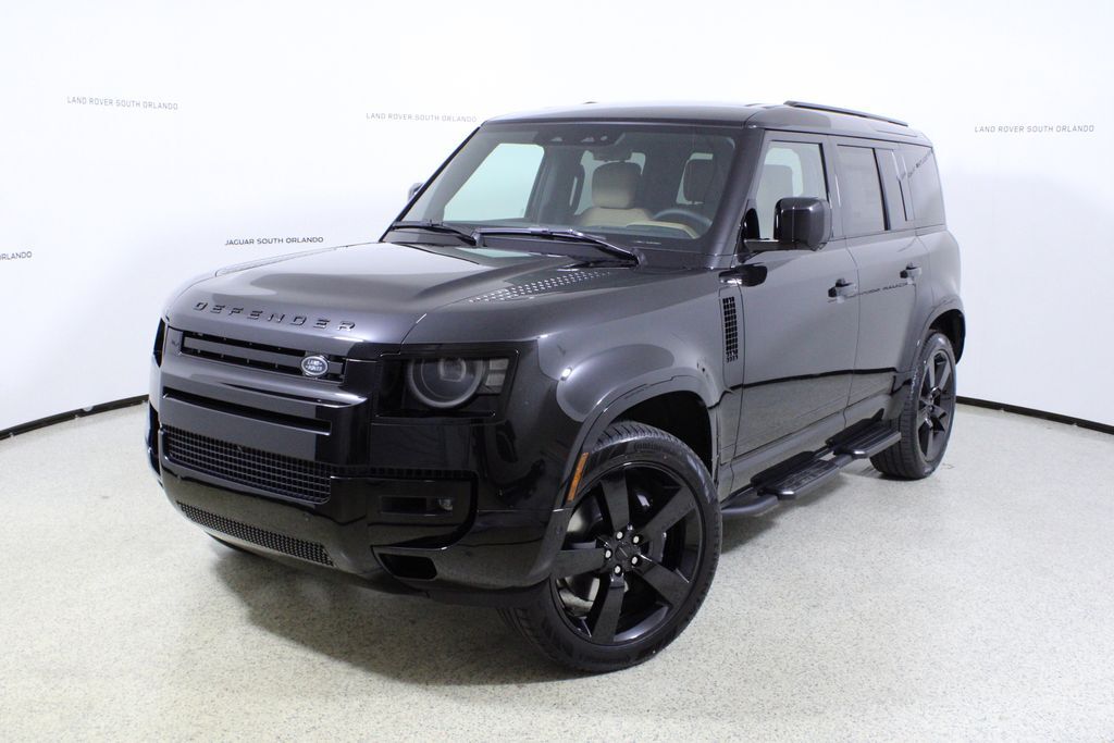 2026 LAND ROVER Defender