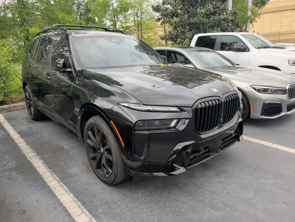 2024 BMW X7